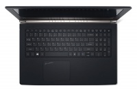 Acer Aspire VN7-592G keyboard.jpg